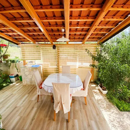 Private House Nena * Vinisce